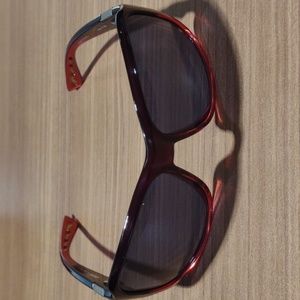 Costa Inlet with Gray lenses 580p